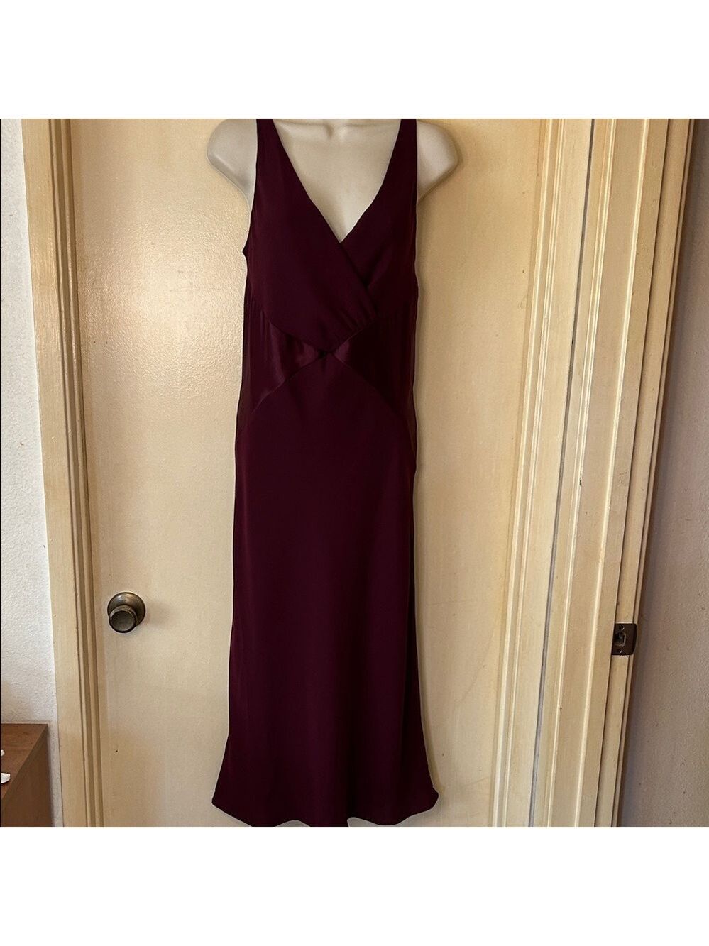 Amanda Smith Deep Burgundy Midi Dress size 6